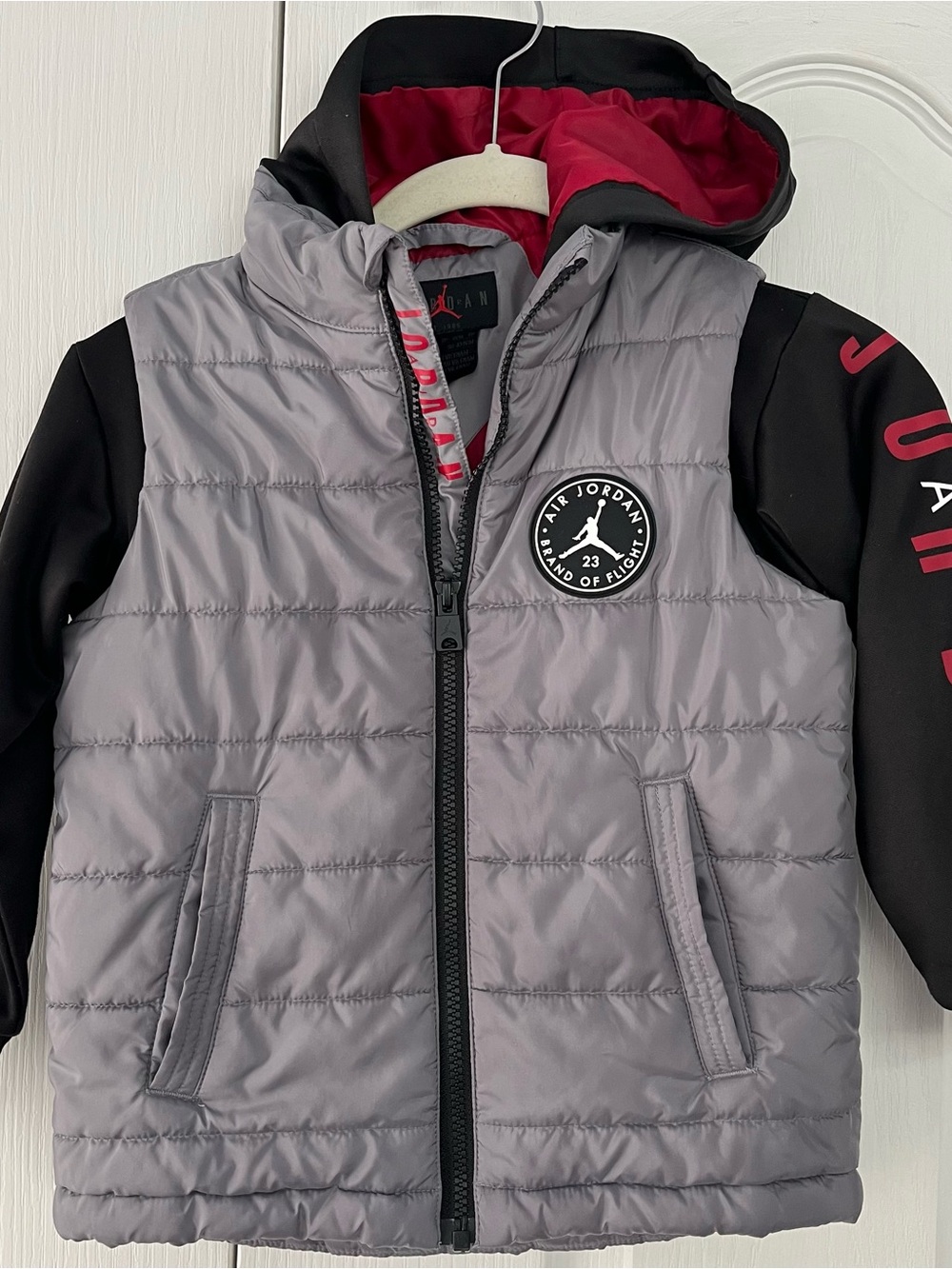 Boys Air Jordan Black/Red/Gray Youth Full Zip 2FER Jacket Size 3-4 Years Old